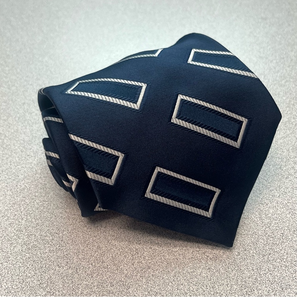 Givenchy Gentleman Paris Polyester Men's Necktie Geometric Print
